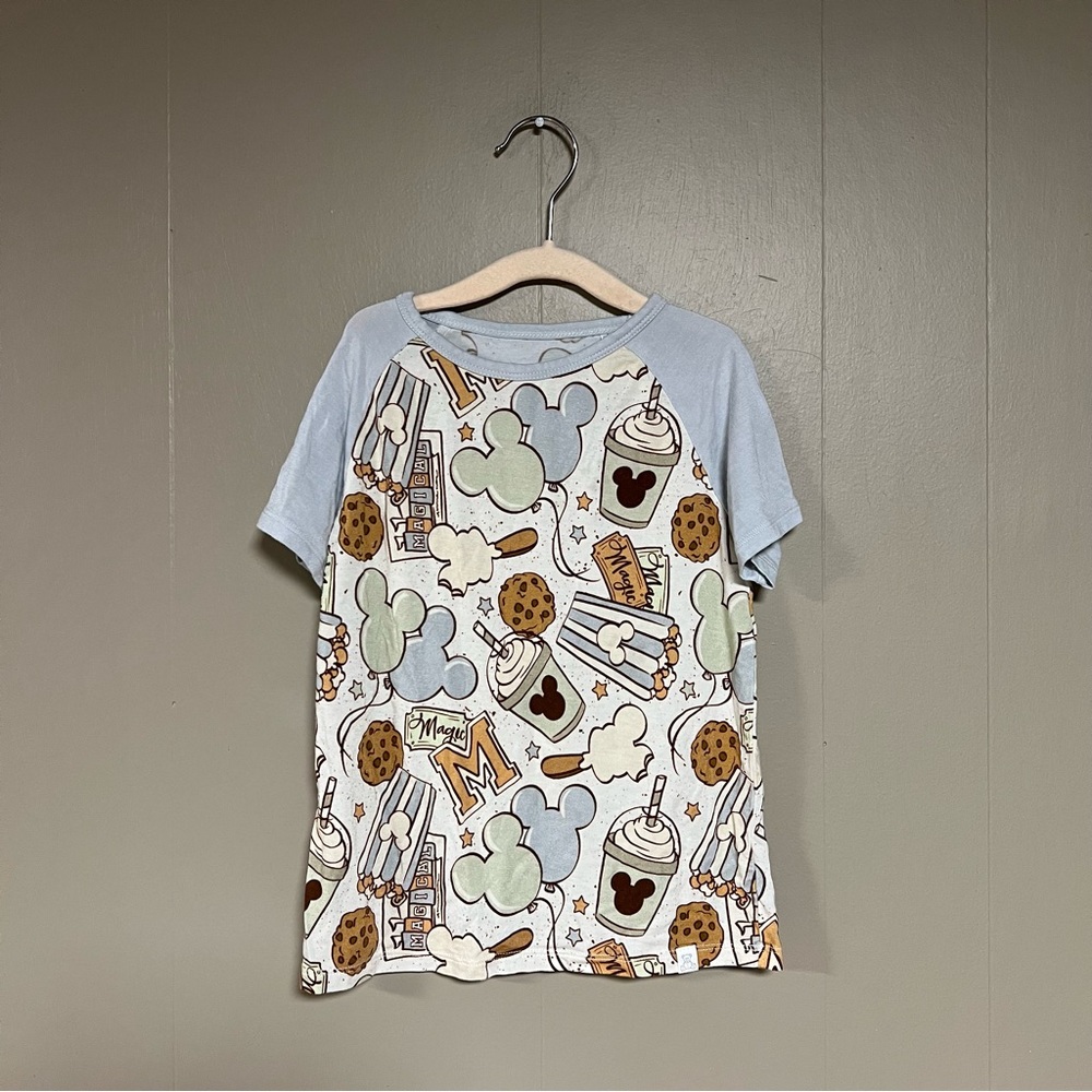 Little Snuggles t-shirt size 4T